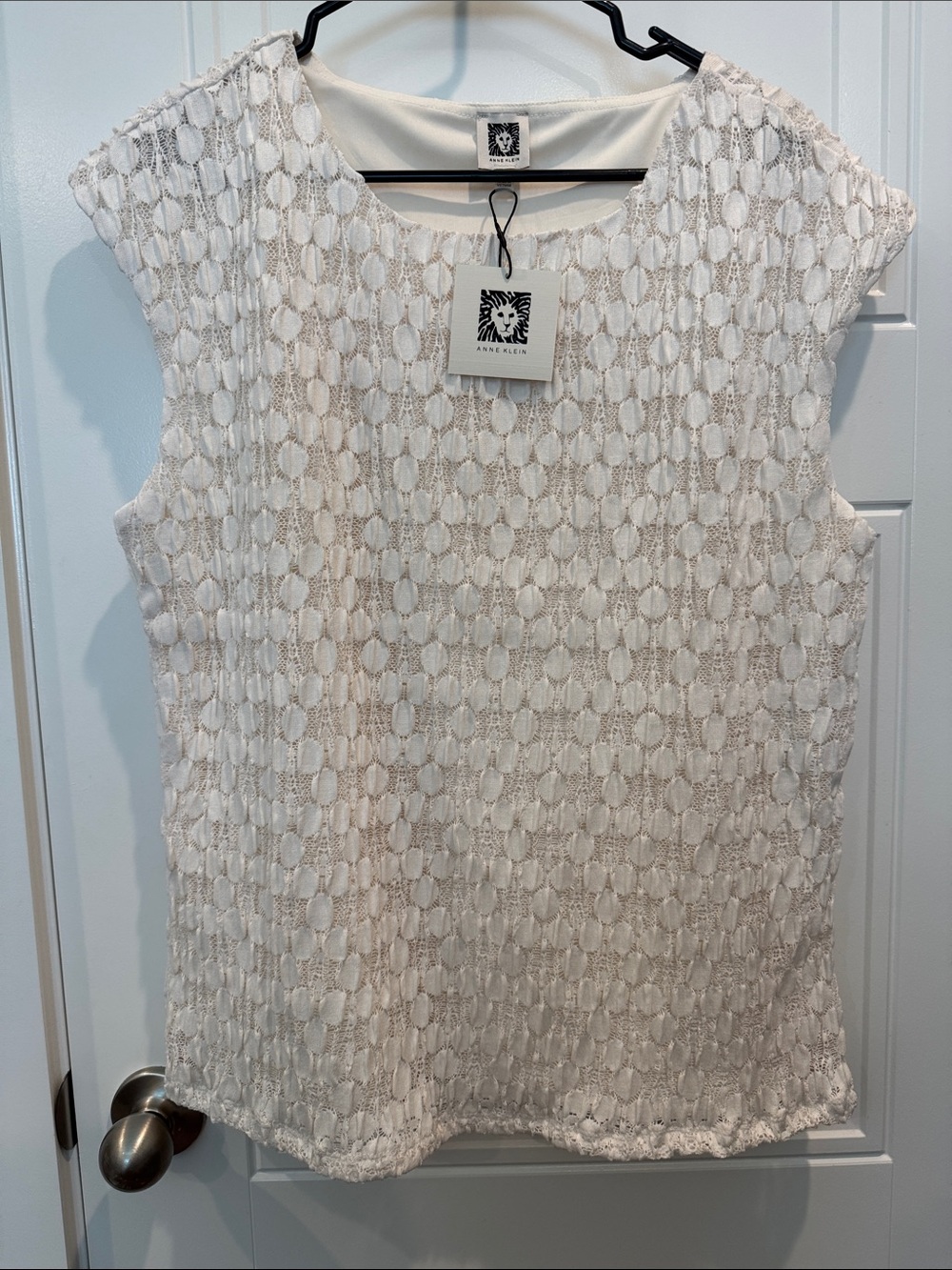 Anne Klein Cream Lace Overlay Cap Sleeve Shell
